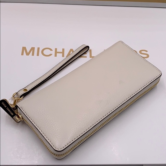 MICHAEL KORS Jet Set Travel Continental Zip Wristlet Wallet Optic White - Picture 6 of 14